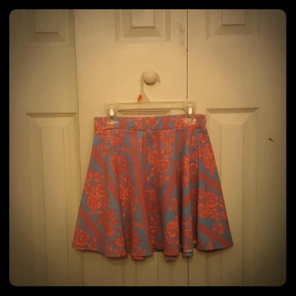Flower print skirt